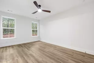 579 Sams Point Rd, Beaufort, SC 29907 - Photo 22