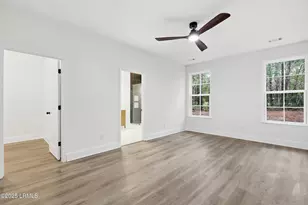 579 Sams Point Rd, Beaufort, SC 29907 - Photo 18