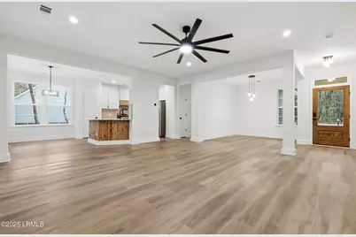 579 Sams Point Road, Beaufort, SC 29907 - Photo 6