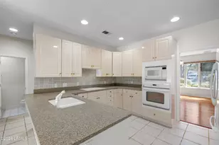 9 Audubon Pl, Hilton Head, SC 29928 - Photo 12