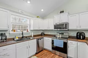 501 Sams Point Rd, Beaufort, SC 29907 - Photo 14