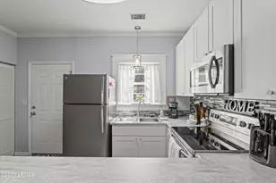 1105 13th St, Port Royal, SC 29935 - Photo 14