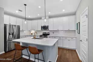 10 Mainland Lakes Dr, Bluffton, SC 29910 - Photo 4