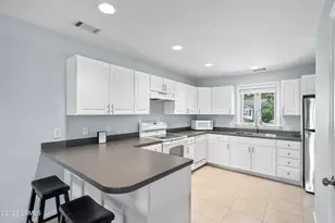 315 Ceasar Pl, Hilton Head, SC 29926 - Photo 22