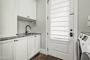 131 Fuller St, Beaufort, SC 29902 - Photo 24