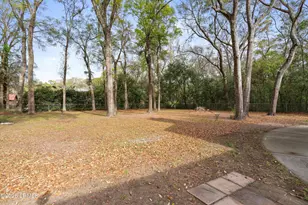 11 Wiggins Rd, Lady's Island, SC 29907 - Photo 24
