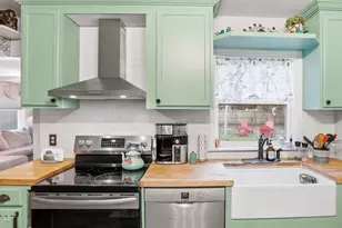 27 Gay Dr, Beaufort, SC 29907 - Photo 4