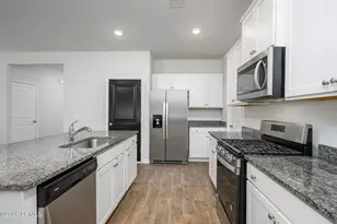77 Cedar View Cir, Bluffton, SC 29909 - Photo 10