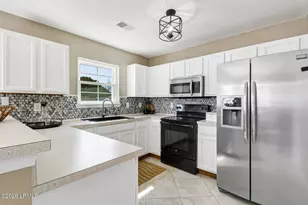 229 University Pkwy, Bluffton, SC 29909 - Photo 12