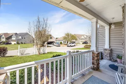 17 White Pond Boulevard, Beaufort, SC 29902 - Photo 6