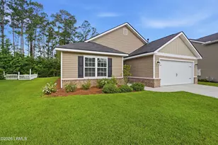 112 Lakeway Dr, Bluffton, SC 29910 - Photo 2