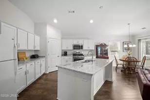 112 Lakeway Dr, Bluffton, SC 29910 - Photo 4