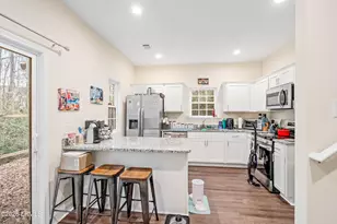 202 Admiration Ave, Beaufort, SC 29906 - Photo 8