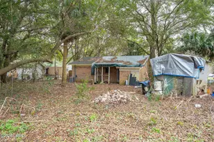 13 Sassafras Ln, Hilton Head Island, SC 29926 - Photo 10