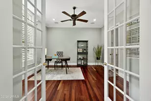 64 Crosstree Dr N, Hilton Head Island, SC 29926 - Photo 8