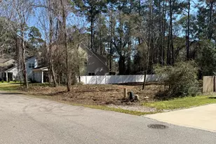 7 St James Cir, Beaufort, SC 29907 - Photo 1