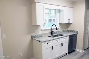 28 Springfield Rd, Beaufort, SC 29907 - Photo 6