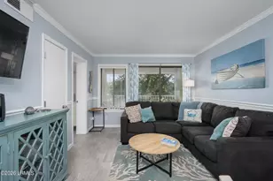663 William Hilton Pkwy, Hilton Head Island, SC 29928 - Photo 2