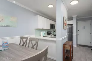 663 William Hilton Pkwy, Hilton Head Island, SC 29928 - Photo 10