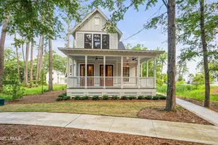 209 Harborview Dr, Beaufort, SC 29907 - Photo 1