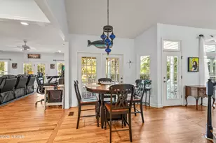 81 Dolphin Point Dr, Beaufort, SC 29907 - Photo 28