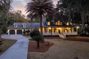 81 Dolphin Point Dr, Beaufort, SC 29907 - Photo 96