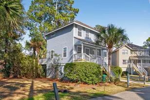 15 Pine Burr Rd E, Hilton Head Island, SC 29926 - Photo 4