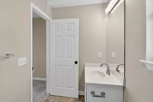 15 Pine Burr Rd E, Hilton Head Island, SC 29926 - Photo 50