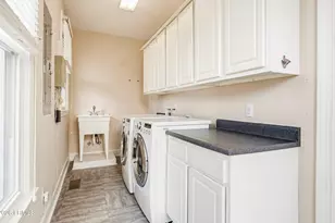 25 Petigru Dr, Beaufort, SC 29902 - Photo 36