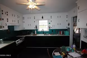 626 N Railroad Ave, Brunson, SC 29911 - Photo 2