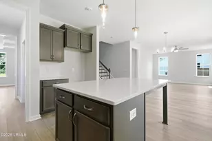 107 Thistle Ln, Beaufort, SC 29907 - Photo 8