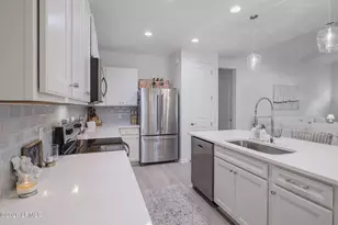 171 Tropics Ave, Hardeeville, SC 29927 - Photo 16