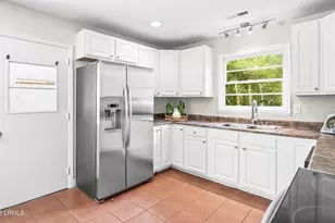 1404 Laudonniere St, Beaufort, SC 29902 - Photo 12