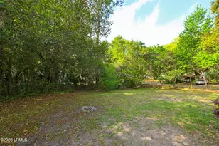 1404 Laudonniere St, Beaufort, SC 29902 - Photo 30