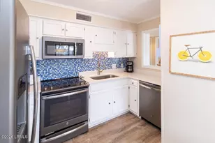 40 Folly Field Rd, Hilton Head, SC 29928 - Photo 1