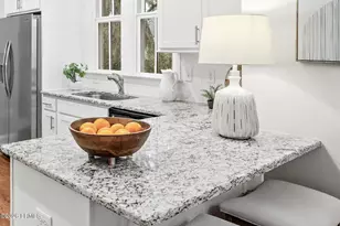 611 Huguenin Dr, Beaufort, SC 29902 - Photo 10