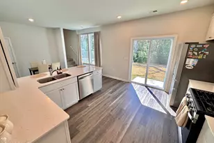 31 Backwater St, Port Royal, SC 29906 - Photo 10