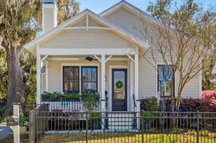 2308 Simms St, Beaufort, SC 29902 - Photo 1