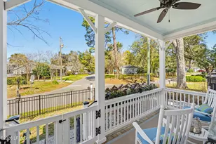 2308 Simms St, Beaufort, SC 29902 - Photo 6