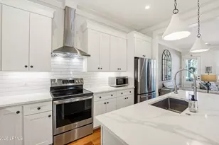 2308 Simms St, Beaufort, SC 29902 - Photo 18