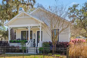 2308 Simms St, Beaufort, SC 29902 - Photo 2