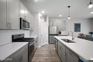 109 Sifted Grain Rd, Bluffton, SC 29909 - Photo 2