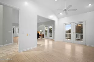 99 Tuscarora Ave, Beaufort, SC 29907 - Photo 8