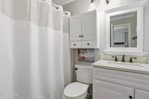 40 Folly Field Rd, Hilton Head, SC 29928 - Photo 16