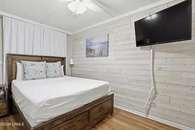 40 Folly Field Road #B114, Hilton Head, SC 29928 - Photo 8