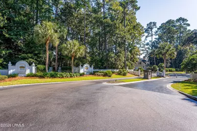 401 Islands Avenue, Beaufort, SC 29902 - Photo 2