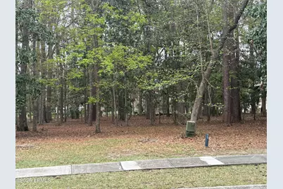 417 Battery Chase, Beaufort, SC 29902 - Photo 2