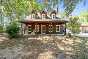 54 Brickyard Point Rd S, Beaufort, SC 29907 - Photo 4