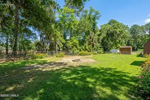 54 Brickyard Point Rd S, Beaufort, SC 29907 - Photo 38