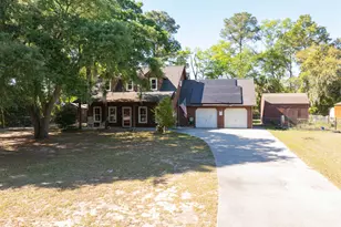 54 Brickyard Point Rd S, Beaufort, SC 29907 - Photo 6